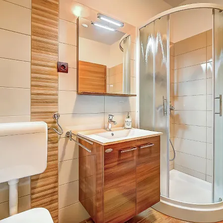 Holiday Natale Ferienhaus Vošteni